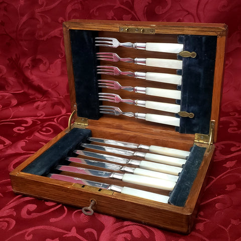 Antique English Fruit Knives & Forks Pearl Handles & Silver Plate Case & Key Allen & Darwin