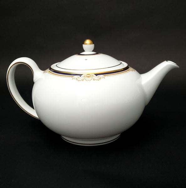 Wedgwood Cavendish Tea Pot with Lid Bone China England