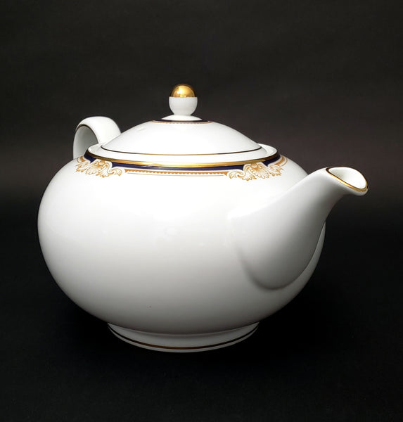 Wedgwood Cavendish Tea Pot with Lid Bone China England