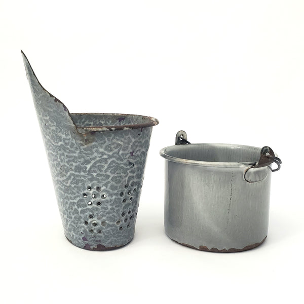 Rustic Graniteware Enamelware Utensil Holder Drainer & Small Pail