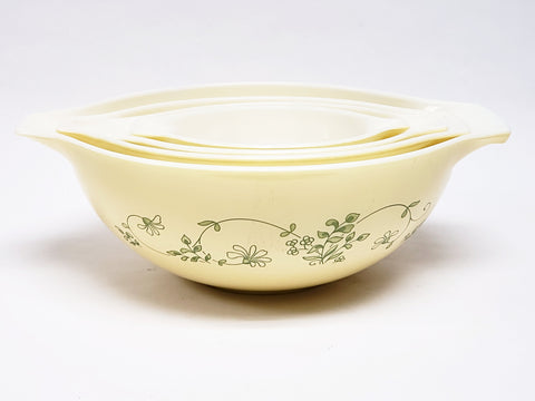 Pyrex Cinderella Mixing Bowls Shenandoah Set of 4