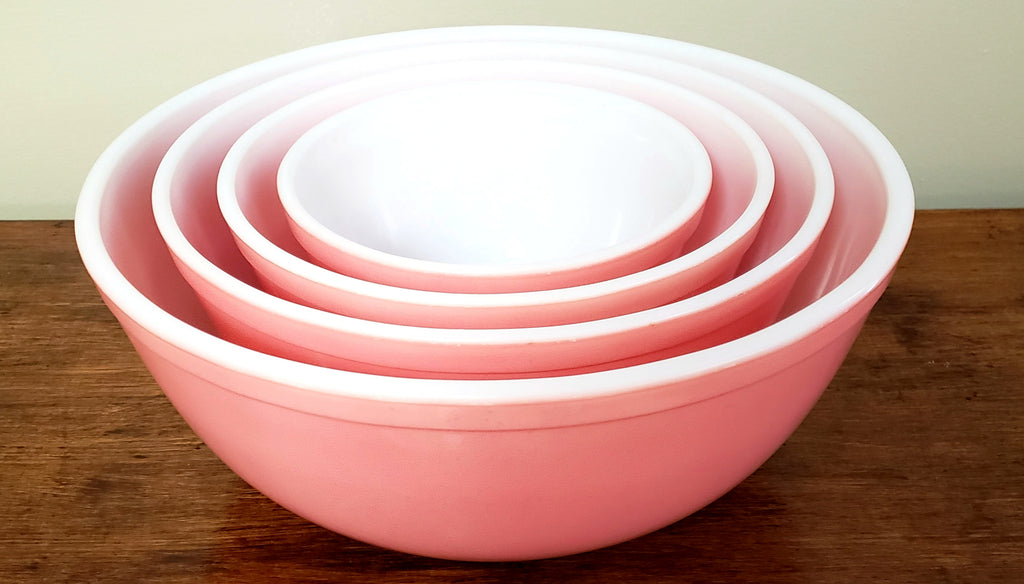 Vintage Pyrex Solid Pink Mixing Nesting Bowls - Set of 4