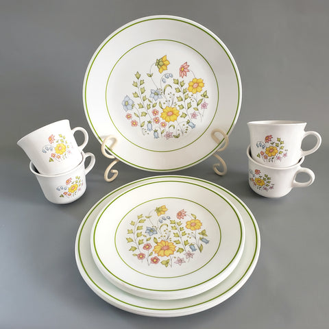 Vintage Corelle 12 Piece Dinnerware "Meadow" Pattern by Corning c. 1976-1986